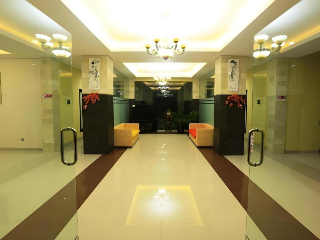 ג'ימבאראן Bali Mega Hotel מראה חיצוני תמונה