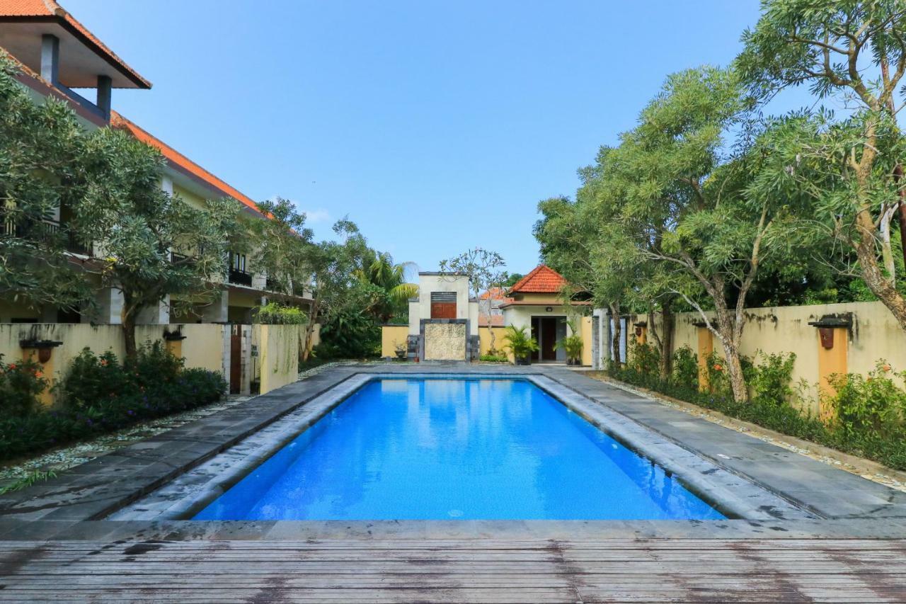 ג'ימבאראן Bali Mega Hotel מראה חיצוני תמונה