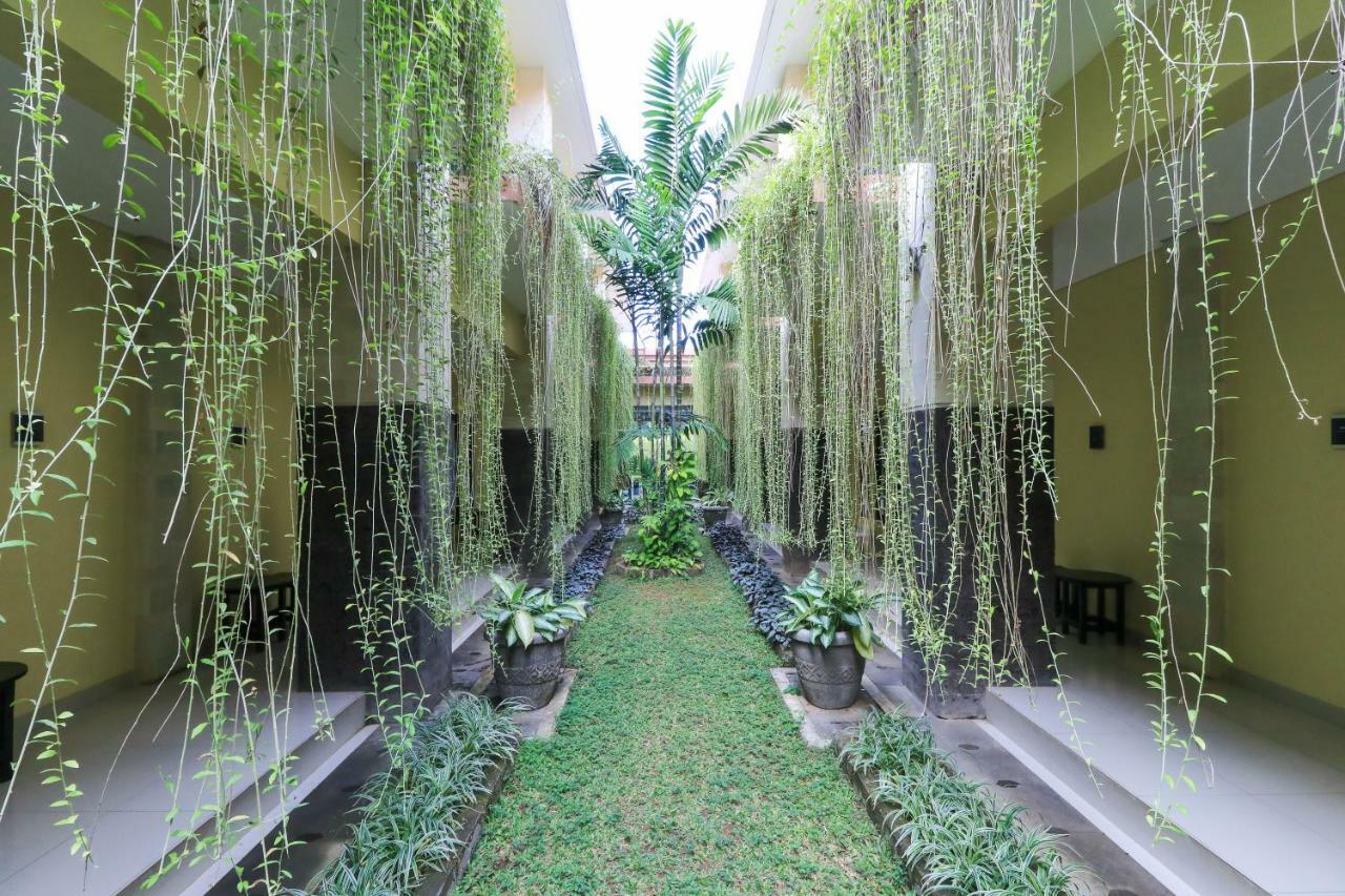 ג'ימבאראן Bali Mega Hotel מראה חיצוני תמונה